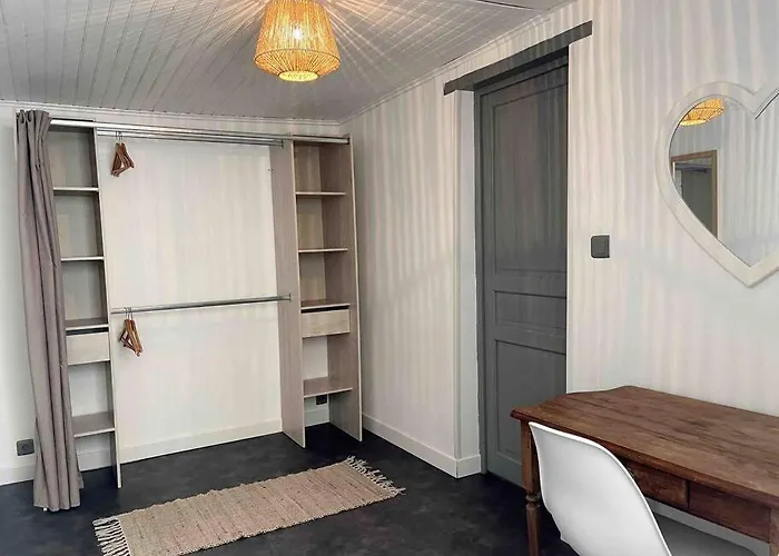 Maison Opaline