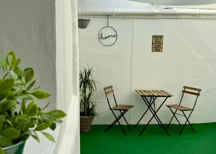 Maison Opaline