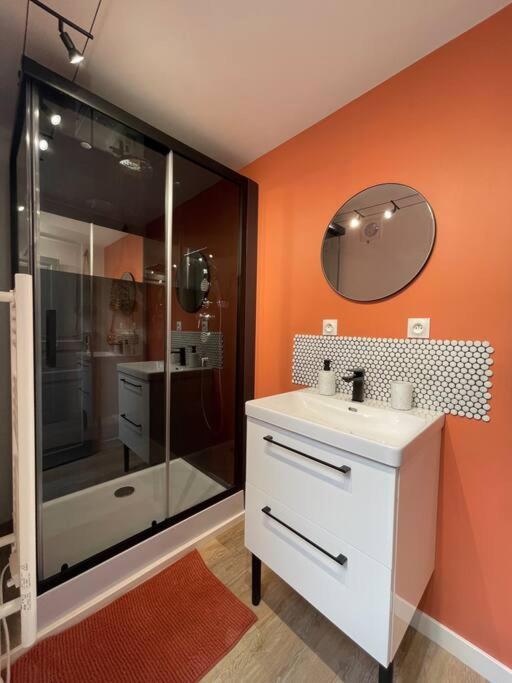 Maison Opaline